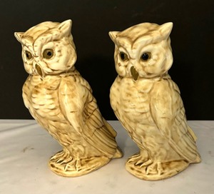 lot 92 image: Two Vintage Owl Figurines by Norleans