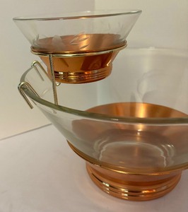 lot 18 image: Vintage Mid Century Modern Copper and Glass Chip and Dip Bowl Set