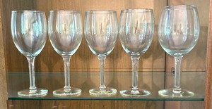 lot 151 image: Wine and Cordial Stemware