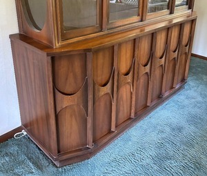 lot 2 image: Perspecta by Kent Coffey Mid Century Hutch  Cabinet