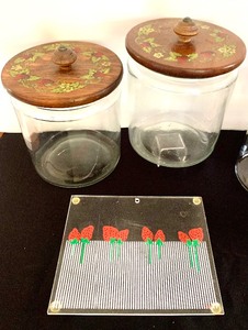 lot 100 image: Fun Vintage Strawberry Motif Kitchen Essentials and Wall Decor