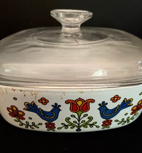 lot 114 image: Vintage Corning Ware Lidded Set Country Festival Blue Bird