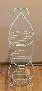 lot 24 image: Charming White Metal 3 Tier Shelf