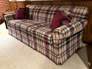 lot 11 image: Lovely Vintage C.R. Laine Sofa  Couch