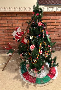 lot 194 image: Merry Christmas