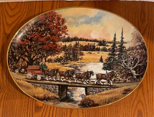 lot 201 image: Winter and Autumn Limited Edition Budweiser Platters