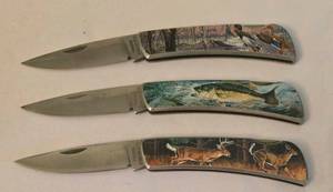 lot 283 image: Boxed Set of Three Unique Pocket Knives