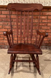 lot 274 image: Charming Rocking Chair