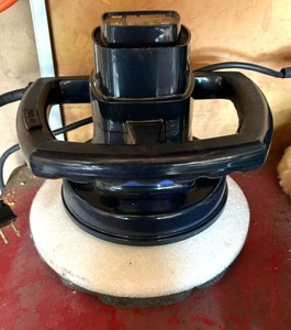 lot 343 image: Wen The Detailer 10 Inch Random Orbit Car Waxer Type 4, Wen Orbital Car Waxer Model 10 Type 1 and NortAngle Buffer
