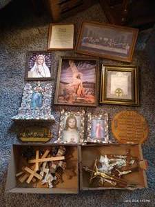 lot 10 image: Religious Art & Crosses