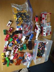 lot 17 image: Toy Vehicle Lot