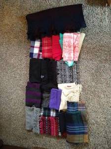 lot 49 image: Scarf & Shawl Lot