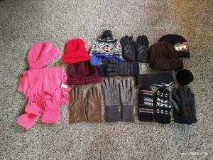 lot 51 image: Hats & Gloves