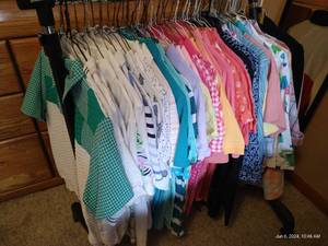 lot 74 image: 64 Collared Womens Blouses & Polos