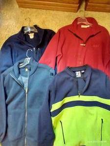lot 84 image: GAP, Guess, Carhartt & Avalanche Sweatshirts