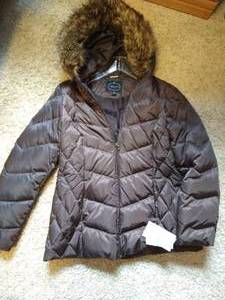 lot 89 image: New Large Puffer Coat