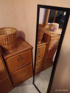 lot 100 image: Mirror, Filing Cabinet & Waste Basket