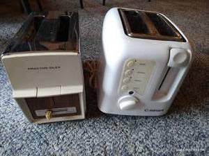 lot 117 image: Two Toasters