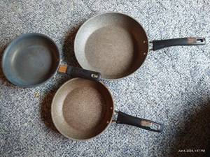 lot 118 image: Bialetti Pans & Caphalon