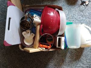 lot 141 image: Misc. Kitchen Items