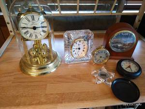 lot 146 image: Clocks