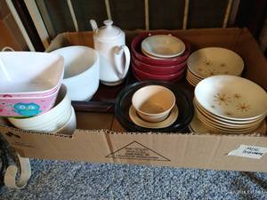 lot 147 image: Misc. Dishes