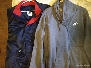lot 191 image: Nike Jacket & Coat