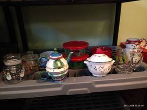 lot 207 image: Winter Cups, Containers & Bowls