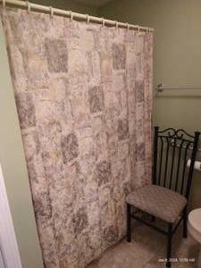 lot 233 image: Metal Chair & Shower Curtain
