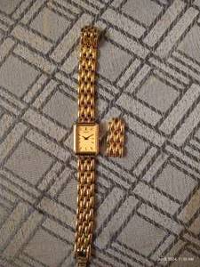 lot 242 image: Seiko Womens Watch