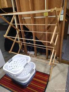 lot 256 image: Laundry Drying Rack & Laundry Baskets