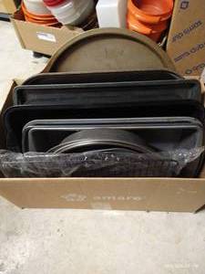 lot 290 image: Baking Pans & Cake Pans