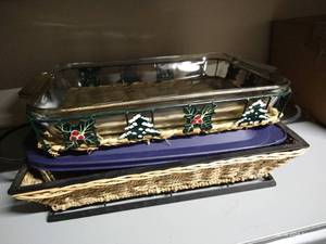 lot 319 image: Two 9x13 Baking Dishes & Serving Trays