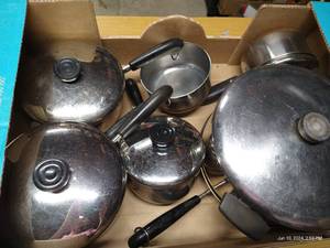 lot 345 image: Revere Ware Pots