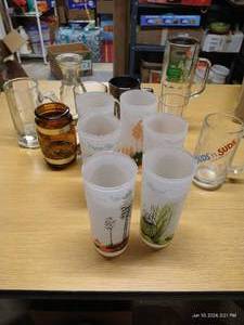lot 358 image: Vintage Glasses