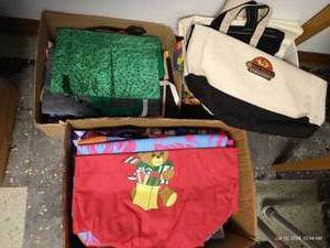 lot 385 image: Very Nice Canvas & Cloth Bags