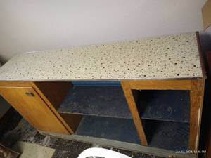 lot 431 image: Basement Counter Cabinet