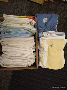 lot 439 image: Pillow Case Sets & Pillow Cases