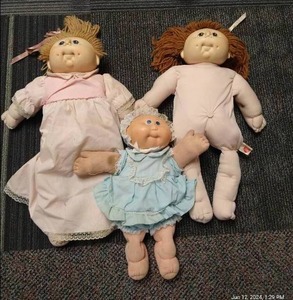 lot 453 image: Two The Original Doll Baby Dolls & Cabbage Patch