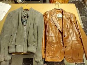 lot 480 image: Very Nice Leather Coats,  Like New
