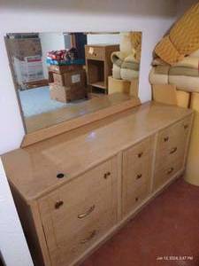 lot 520 image: Handmade Dresser