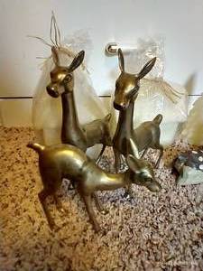 lot 569 image: Christmas Lot - Brass & Wood Reindeer, Etc