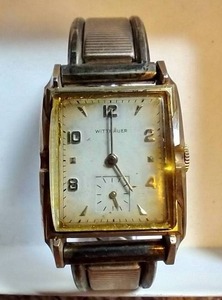 lot 571 image: Vintage Working 14k Wittnauer Watch