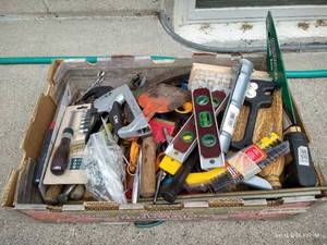 lot 627 image: Nice Tray of Tools