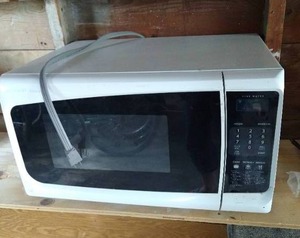 lot 643 image: Sharp 1,100 Watt Microwave