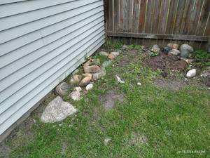 lot 680 image: Outdoor Garden Rocks - Some Quite Large