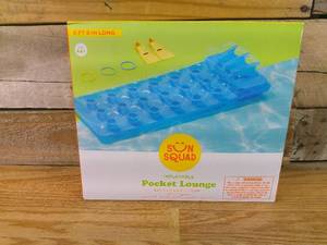 lot 102 image: Pocket Lounge - Sun Squad Inflatable Pool Float with 18 Pockets, Coil-Beam, Air Pillow, 220lb Capacity