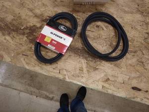 lot 28 image: Gates Hi-Power II B89 V-Belt