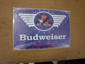 lot 58 image: Budweiser Lager Beer Vintage Rustic Sign