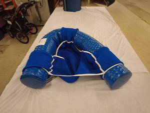 lot 178 image: Blue Therapeutic Support Pillow